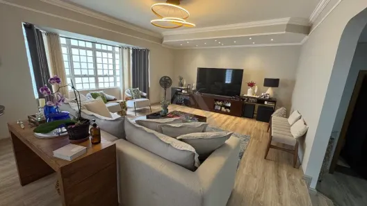 Casa com 3 Quartos à venda, 184m² no Parque São Quirino, Campinas
