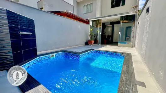 Sobrado com 2 Quartos à venda, 101m² no Itoupava Central, Blumenau