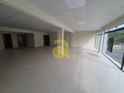 Sala Comercial para alugar, 115m² no Velha, Blumenau