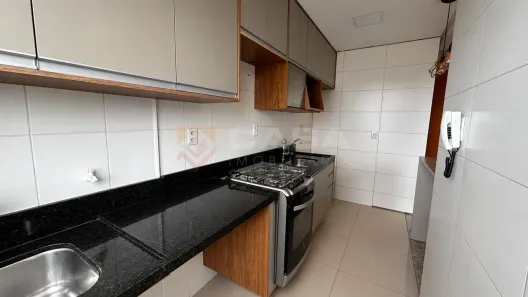 Apartamento com 2 Quartos para alugar, 40m² no Colina de Laranjeiras, Serra