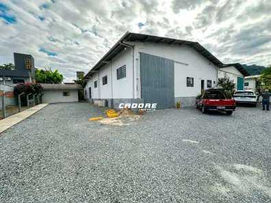 Galpão/Depósito/Armazém para alugar, 370m² no Itoupavazinha, Blumenau