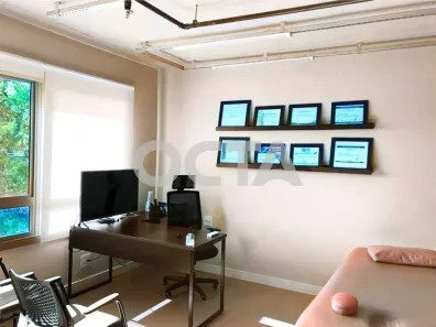Sala Comercial para alugar, 119m² no Auxiliadora, Porto Alegre