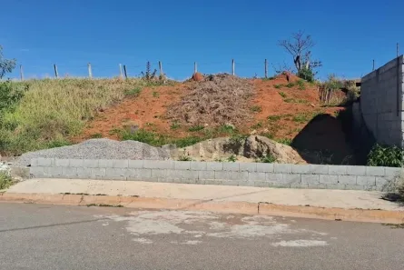 Lote/Terreno à venda, 141m² no Condomínio Villa Verde Bragança, Bragança Paulista