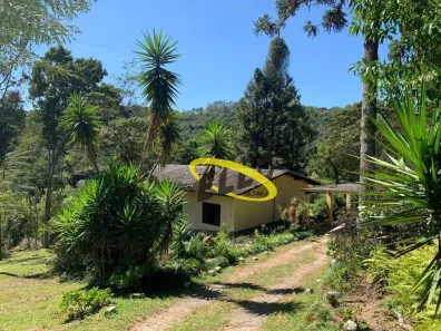 Fazenda/Sítio com 3 Quartos à venda, 340m² no Cachoeira, Cotia