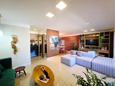 Apartamento com 3 Quartos à venda, 195m² no Patamares, Salvador