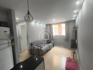 Apartamento com 2 Quartos à venda, 43m² no Cascadura, Rio de Janeiro