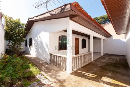 Casa com 3 Quartos para alugar, 70m² no Bacacheri, Curitiba