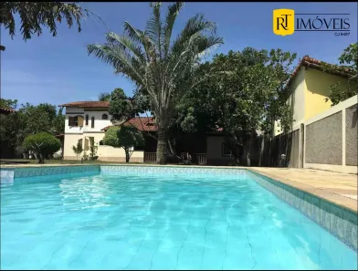Casa com 4 Quartos à venda, 400m² no Parque Hotel, Araruama
