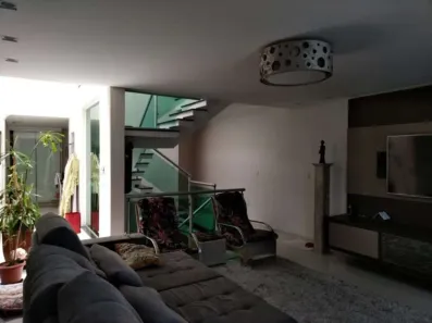 Sobrado com 3 Quartos à venda, 200m² no Vila Assunção, Santo André
