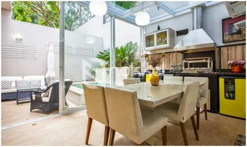 Casa de Condomínio com 4 Quartos à venda, 269m² no Jardim Prudência, São Paulo