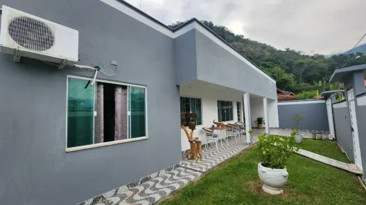 Casa com 3 Quartos à venda, 285m² no Centro, Guapimirim