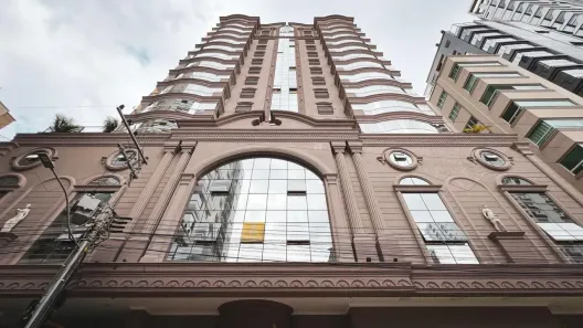 Apartamento com 4 Quartos à venda, 172m² no Meia Praia, Itapema
