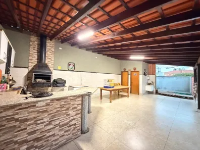 Casa com 3 Quartos à venda, 450m² no Setor Habitacional Vicente Pires, Brasília