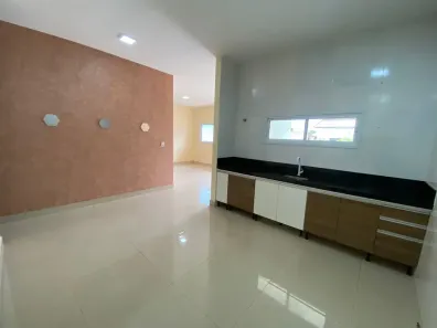 Casa de Condomínio com 3 Quartos para alugar, 120m² no Liberdade, Parnamirim