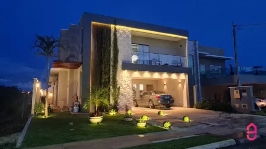Casa de Condomínio com 5 Quartos à venda, 340m² no Residencial Condomínio Jardim Veneza, Senador Canedo