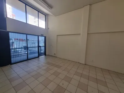 Ponto Comercial para alugar, 35m² no Vila Ipiranga, Londrina