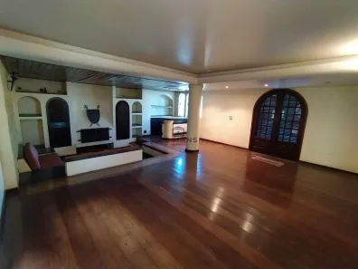 Casa com 5 Quartos à venda, 276m² no Parque Santa Cecília, Piracicaba