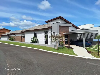Casa com 4 Quartos à venda, 255m² no Curitibanos, Bragança Paulista