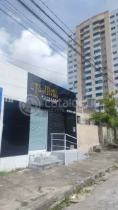 Ponto Comercial para alugar, 30m² no Dix-Sept Rosado, Natal