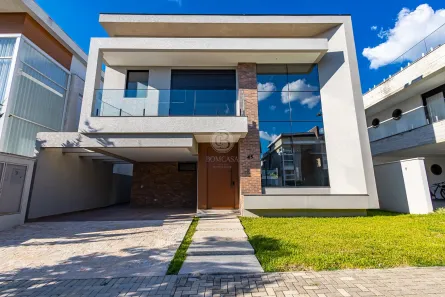 Casa de Condomínio com 4 Quartos à venda, 307m² no São Braz, Curitiba
