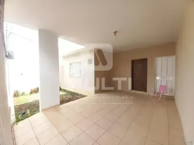 Casa com 3 Quartos à venda, 196m² no Bom Jesus, Uberlândia