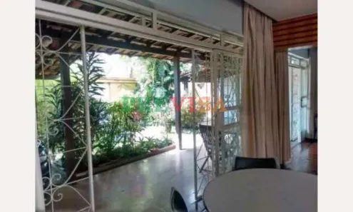 Casa com 3 Quartos à venda, 380m² no Sagrada Família, Belo Horizonte