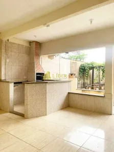 Casa com 4 Quartos à venda, 200m² no Segismundo Pereira, Uberlândia