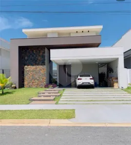 Casa de Condomínio com 3 Quartos à venda, 209m² no Petrópolis, Várzea Grande