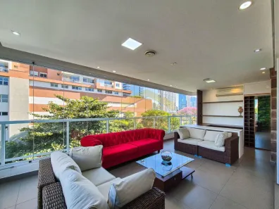 Apartamento com 4 Quartos para alugar, 225m² no Cidade Monções, São Paulo