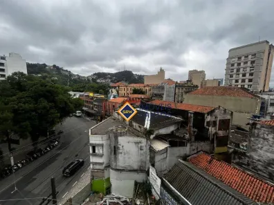 Sala Comercial à venda, 33m² no Centro, Santos