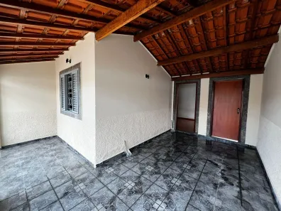 Casa com 3 Quartos para alugar, 200m² no Jardim Olímpico, Pouso Alegre