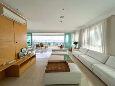 Apartamento com 4 Quartos para alugar, 266m² no Vila Regente Feijó, São Paulo