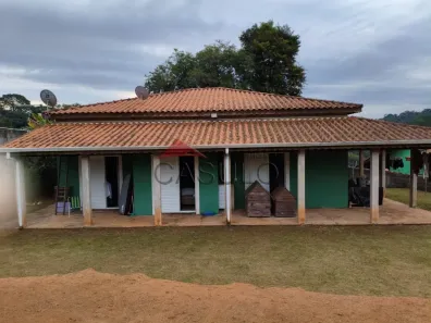 Fazenda/Sítio com 3 Quartos à venda, 1000m² no Ivoturucaia, Jundiaí