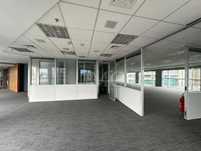 Sala Comercial para alugar, 374m² no Vila Olímpia, São Paulo