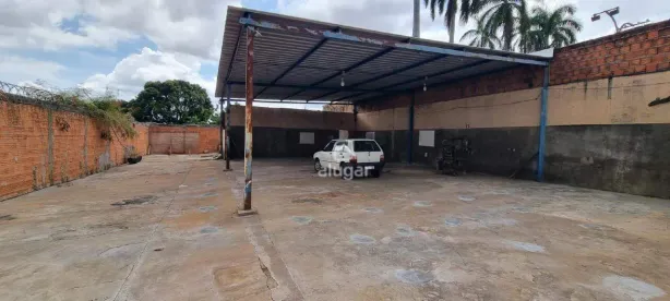 Galpão/Depósito/Armazém com 2 Quartos para alugar, 87m² no Santa Rita I, Montes Claros