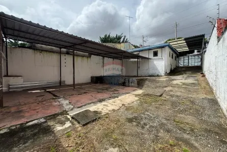 Casa com 2 Quartos à venda, 234m² no Serrano, Belo Horizonte