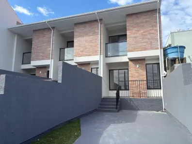Sobrado com 2 Quartos à venda, 72m² no Serraria, São José
