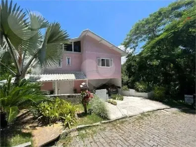 Casa de Condomínio com 5 Quartos à venda, 450m² no Sapê, Niterói