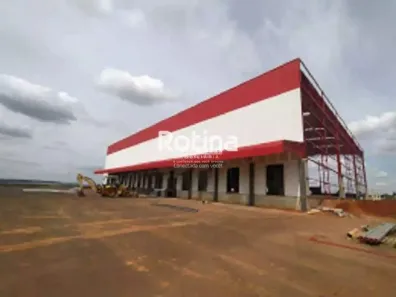 Galpão/Depósito/Armazém para alugar, 1100m² no Distrito Industrial, Uberlândia