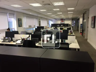 Sala Comercial para venda ou aluguel, 456m² no Vila Olímpia, São Paulo