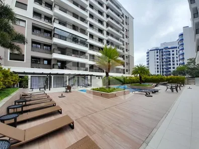 Apartamento com 2 Quartos para alugar, 65m² no Itacorubi, Florianópolis