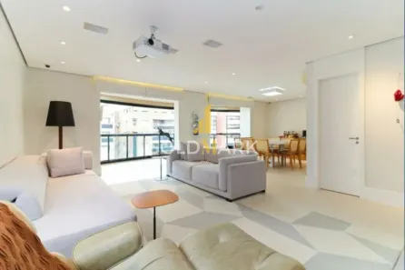 Apartamento com 4 Quartos à venda, 162m² no Vila Uberabinha, São Paulo