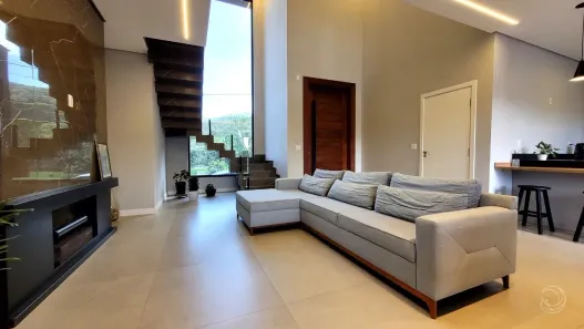 Casa com 3 Quartos à venda, 226m² no Vargem Grande, Florianópolis