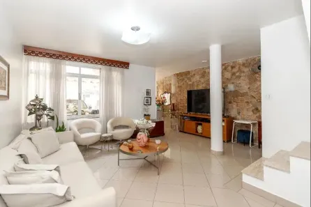 Casa com 4 Quartos à venda, 179m² no Jardim Internacional, São Paulo