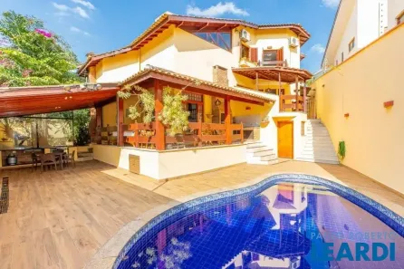 Sobrado com 4 Quartos à venda, 550m² no City América, São Paulo