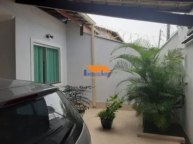 Casa com 3 Quartos à venda, 220m² no Santa Branca, Belo Horizonte