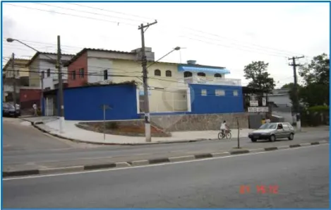 Sobrado com 3 Quartos à venda, 245m² no Braz Cubas, Mogi das Cruzes
