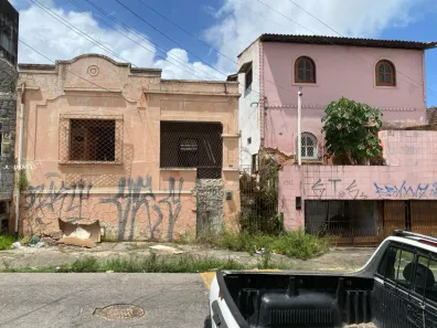 Casa com 3 Quartos à venda, 338m² no Cidade Alta, Natal