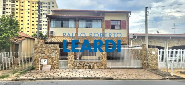 Sobrado com 3 Quartos à venda, 310m² no Parque Santana, Valinhos