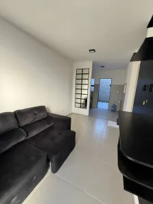 Casa de Condomínio com 2 Quartos para alugar, 65m² no Registro, Feira de Santana
